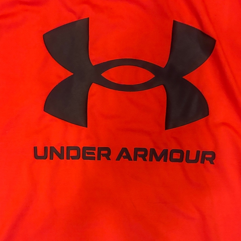 Under Armour Kids Red Rashguard - Picture 3 of 10
